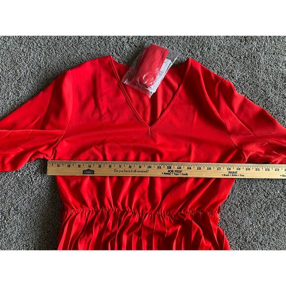 Pretty Garden Red Pleated Dress- NWT, size large - Picture 5 of 6
